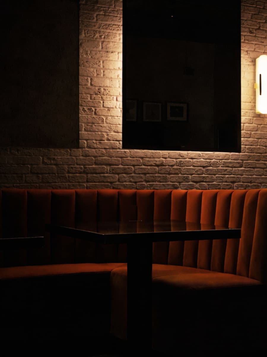 87 on Walker - Image 2